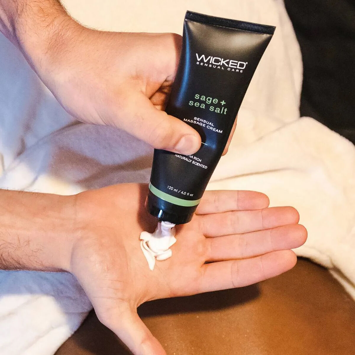 Масажен крем Wicked Sensual Care